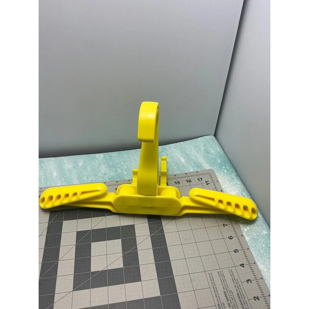 Yellow Heavy Duty Scuba Diving Wetsuit BCD Gear Hanger Accessory Hooks